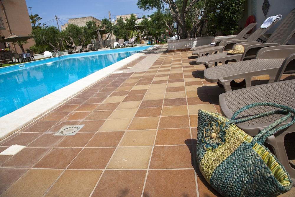 Hotel Achibea San Vito Lo Capo Esterno foto